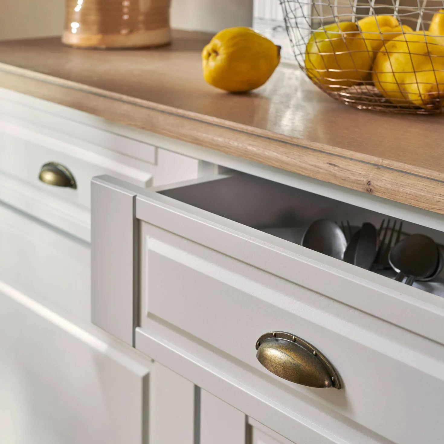 Buffet blanc et bois 3 portes 3 tiroirs 200 cm Apolline