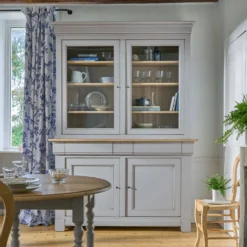 Buffet vaisselier bois massif 4 portes 3 tiroirs Embellie