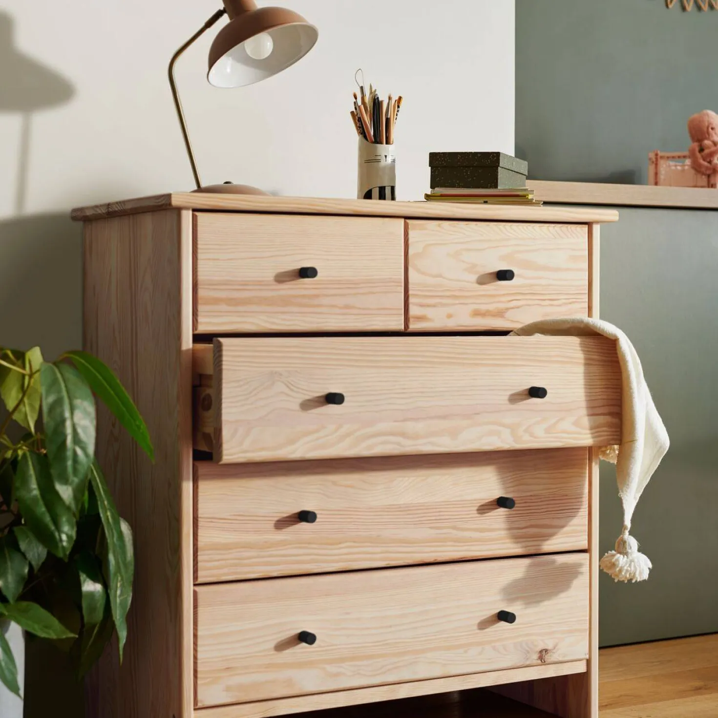 Commode bois massif 5 tiroirs Iris