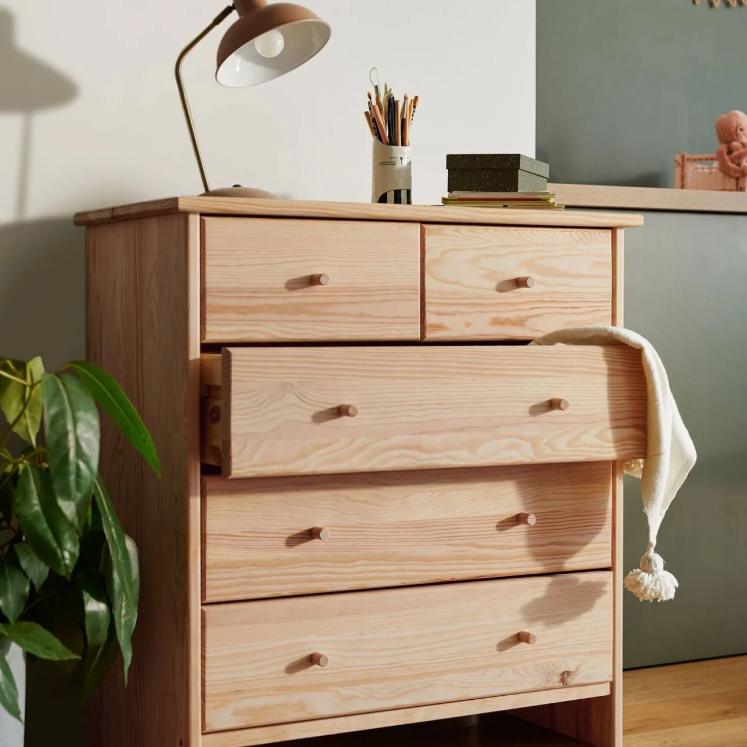 Commode bois massif 5 tiroirs Iris