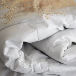 Couette légère en lin et tencel Léanore