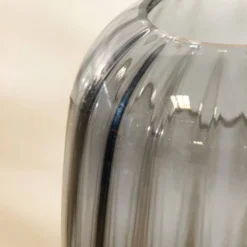 Lampe à poser en verre fumé pied bois foncé Célian