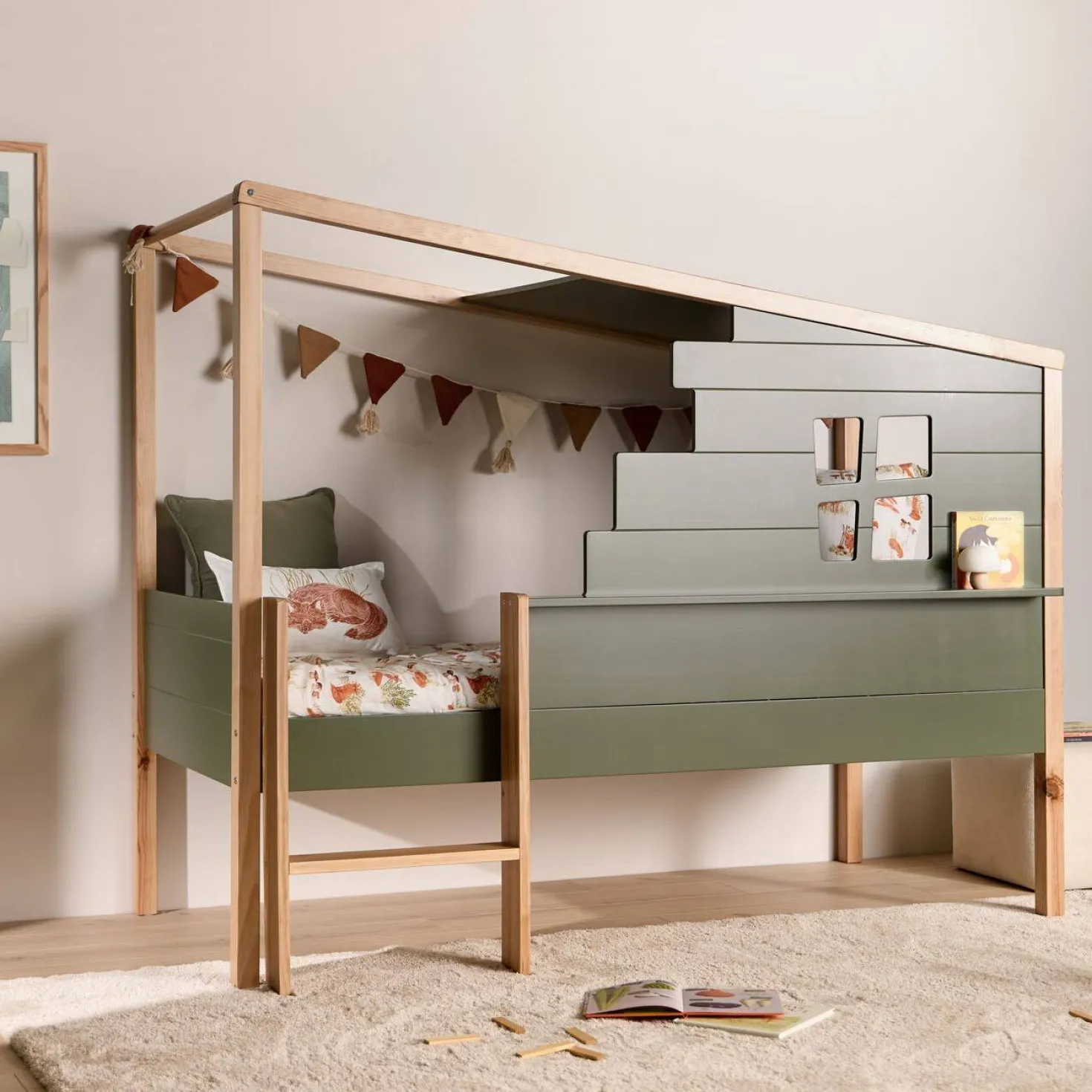 Lit cabane en bois Sylven