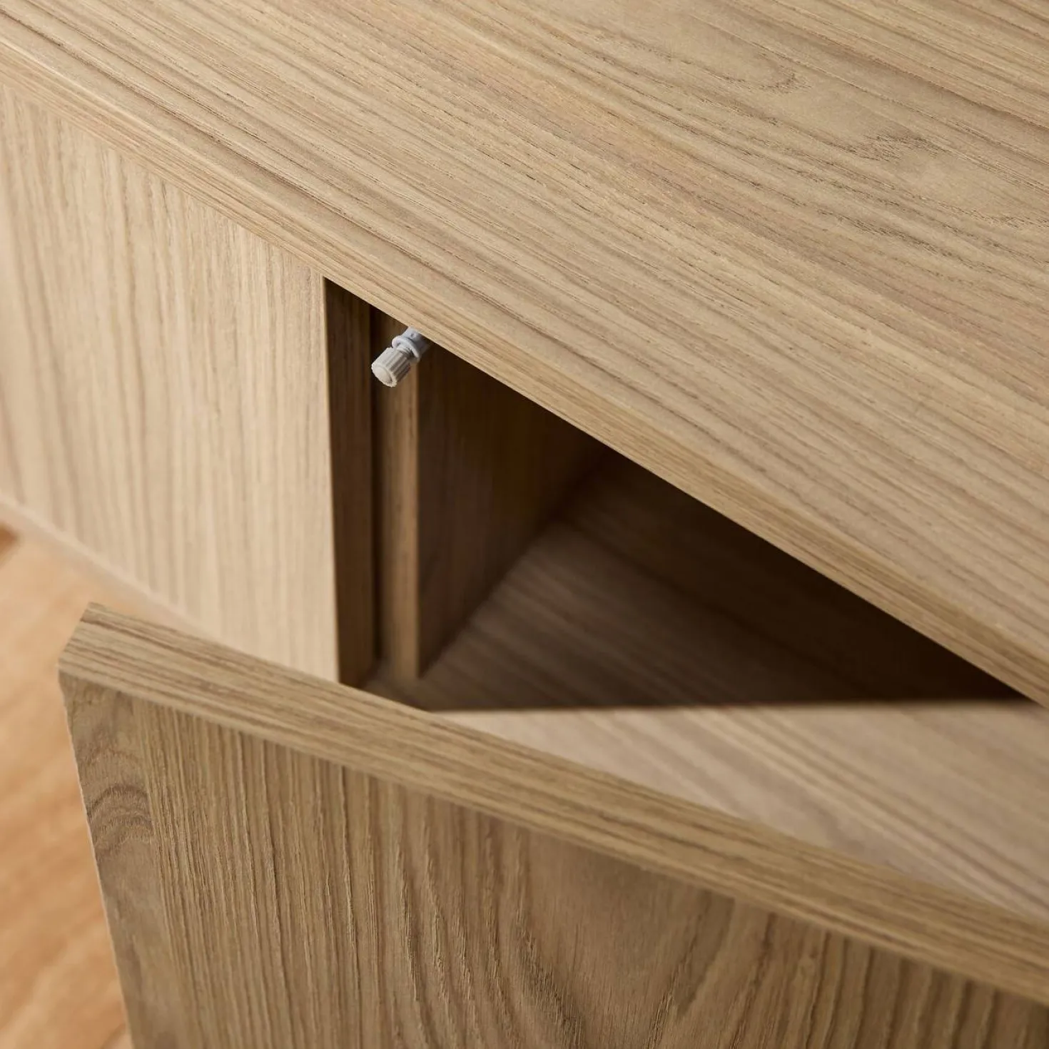 Meuble TV 3 portes décor bois Simon