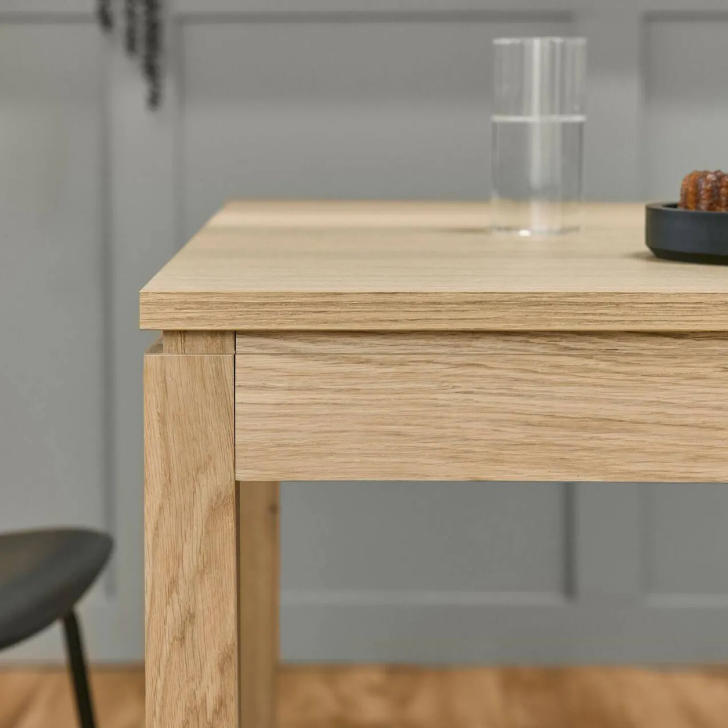 Table à manger rectangulaire décor bois 8 personnes Simon